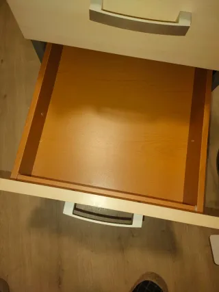 Cajonera roble con ruedas