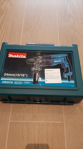 Martillo Perforador Makita HR2470 SDS-Plus