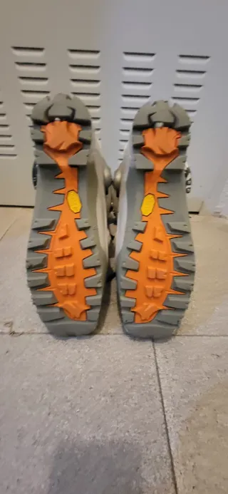 Scarpa 24,5. 25 scarponi da sci da scialpinismo