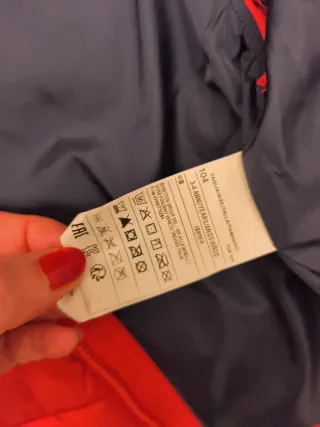 Chaleco niño Benetton rojo talla104