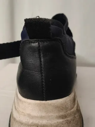 Zapatillas deportivas correas cruzadas