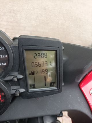 BMW F800S con Maletas