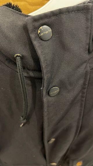 Chaqueta Carhartt con capucha Negra