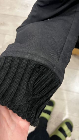 Chaqueta Carhartt con capucha Negra