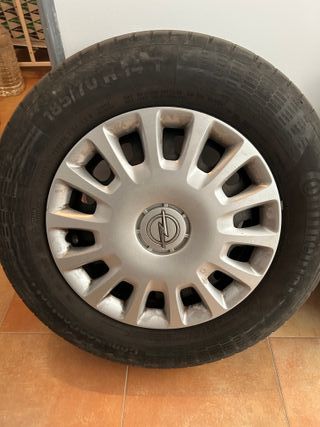 Juego 4 Llantas Opel + Neumáticos usados.