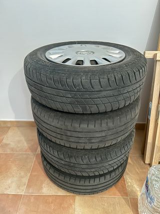 Juego 4 Llantas Opel + Neumáticos usados.
