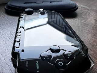 Sony PSP con más 30 Juegos sin un solo rayón