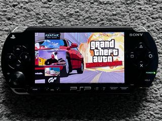 Sony PSP con más 30 Juegos sin un solo rayón