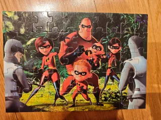 2 Puzzles de madera,Los Increíbles 50 Piezas Educa