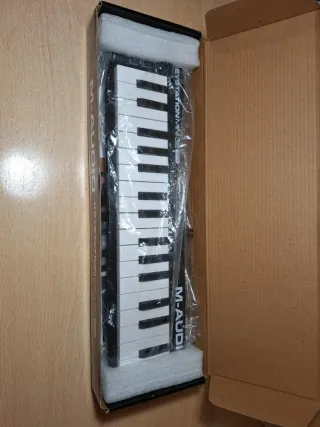 M-Audio Keystation Mini 32 MK3 – MIDI USB + Caj