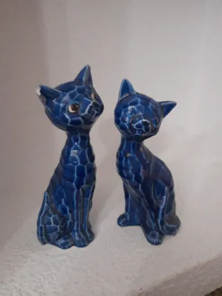 Juego de gatitos de cerámica azul