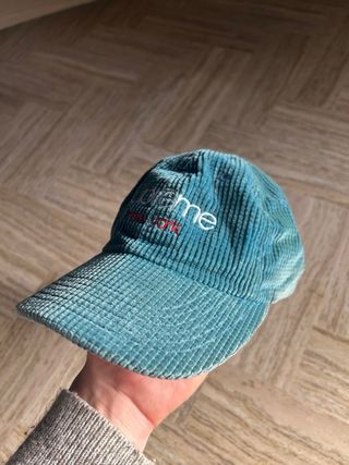 Cappello Supreme Velluto Coste New York