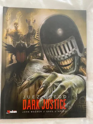 JUEZ DREDD DARK JUSTICE. JUECES OSCUROS