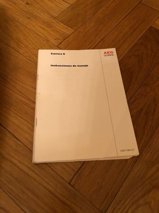 Máquina de escribir AEG Olympia Carrera S