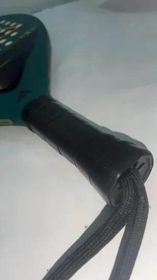 Pala de pádel Adidas