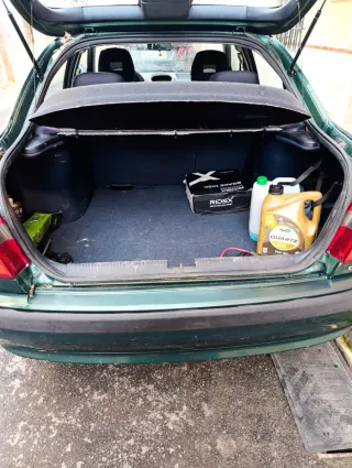 Mitsubishi Carisma 2002