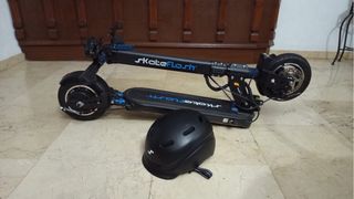 Patinete SkateFlash AvantSee (COMO NUEVO) + Casco