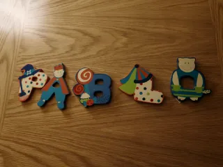 Letras madera decorativas para puerta