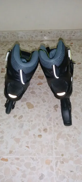 Patines en línea talla 42 marca oxelo.