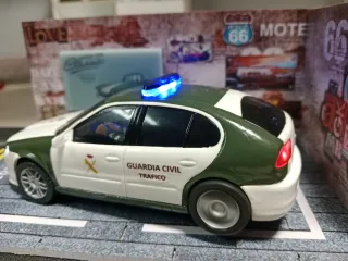 Coche Scalextric Guardia Civil Artesanal