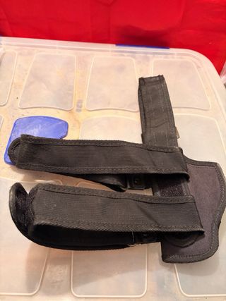 Funda pernera táctica arma corta