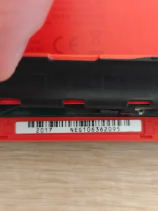 Nintendo 2DS XL Poké Ball Edition