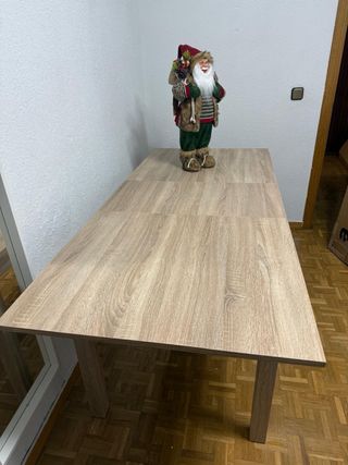 Mesa de comedor extensible de madera