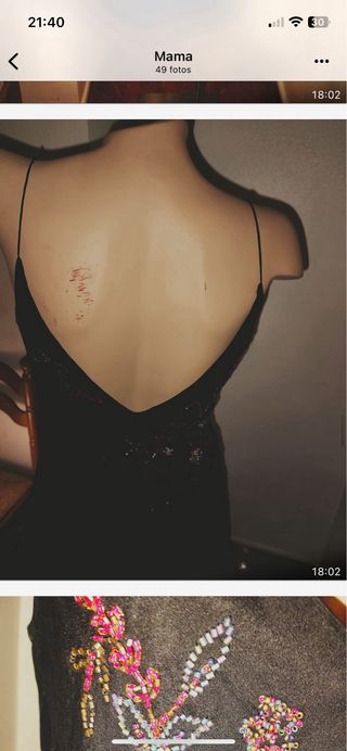 Vestido de fiesta negro con detalles