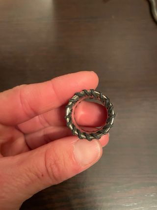 Anillo de hombre estilo cuero plateado