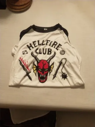 Camiseta Hellfire Club Stranger Things XL