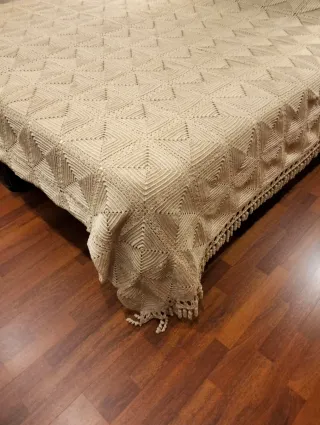 Colcha ganchillo beige