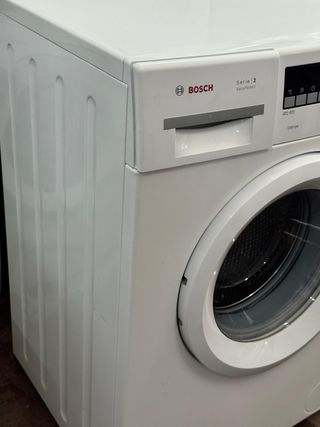 LAVADORA DE CARGA FRONTAL MARCA BOSCH 8 KILOS A+++
