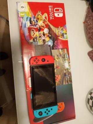 Nintendo Switch Azul y Rojo+juego MarioKart de 8