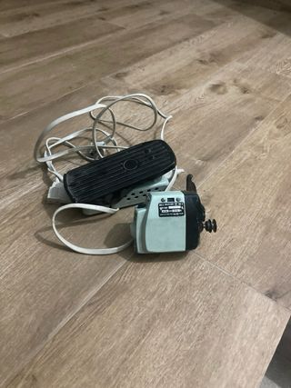 Pedal y motor máquina coser antigua