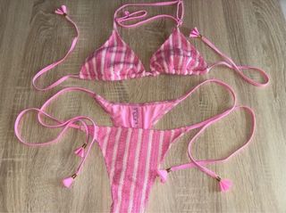Bikini Rayas Rosas y Blancas