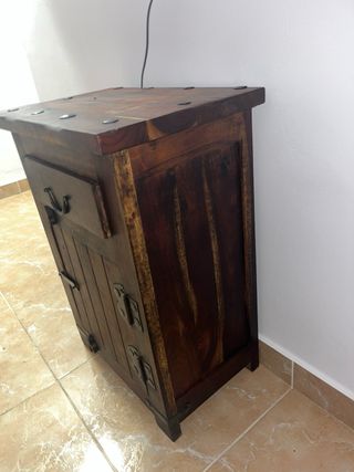 Mueble de salón madera y metal