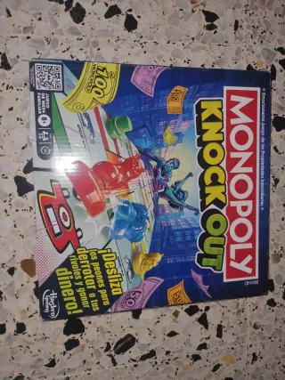 Monopoly Knock Out Juego de Mesa