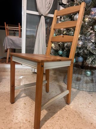 conjunto Mesa comedor Ikea con 4 sillas