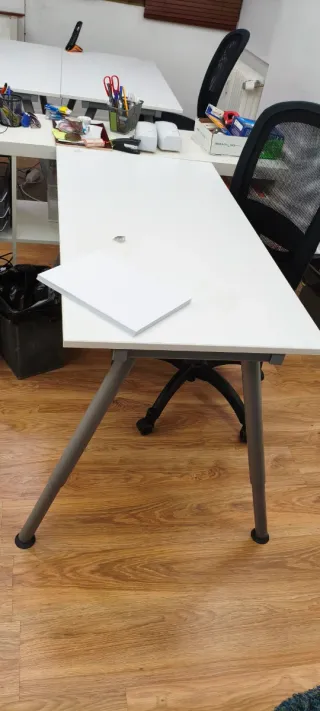 2 Sillas de oficina ergonómicas negras,