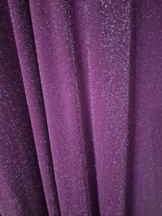 Vestito elegante bordeaux per le feste