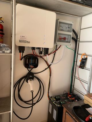 Electricista especialista en reformas integrales.