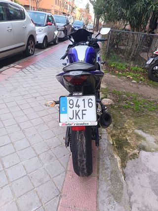 Yamaha YZF-R3 2015