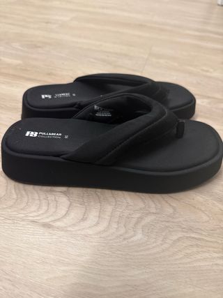 Sandalias Pull&Bear negras talla 38