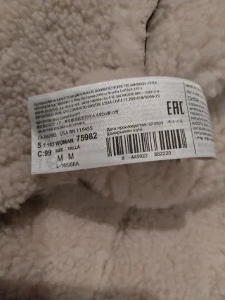 Cazadora invierno Mango negra y beige