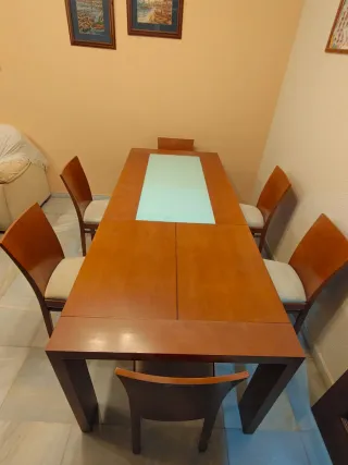 Mesa de comedor madera y cristal