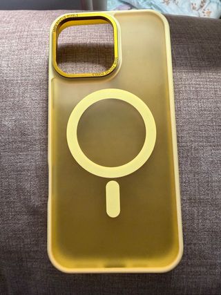Funda iPhone 16 Pro Max Amarilla