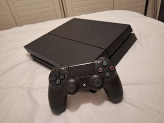 Consola Sony PS4 Negra
