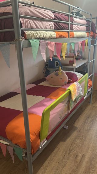 Litera 90x200 gris, muy cuidada