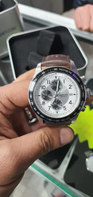 Reloj Gigandet Cronógrafo Plata y Marrón