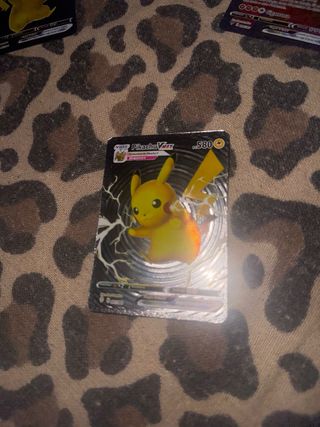 Cartas Pokémon Pikachu V